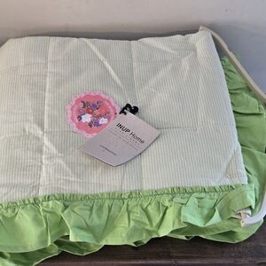 Inup Home 100% Washed Cotton Green and White Ruffled Blanket Portugal